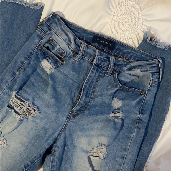 *DONATING THIS SUNDAY*
 Aero Jeans - Picture 3 of 8